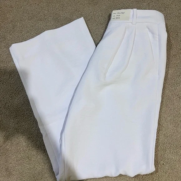 Abercrombie Linen pants - Picture 2 of 3